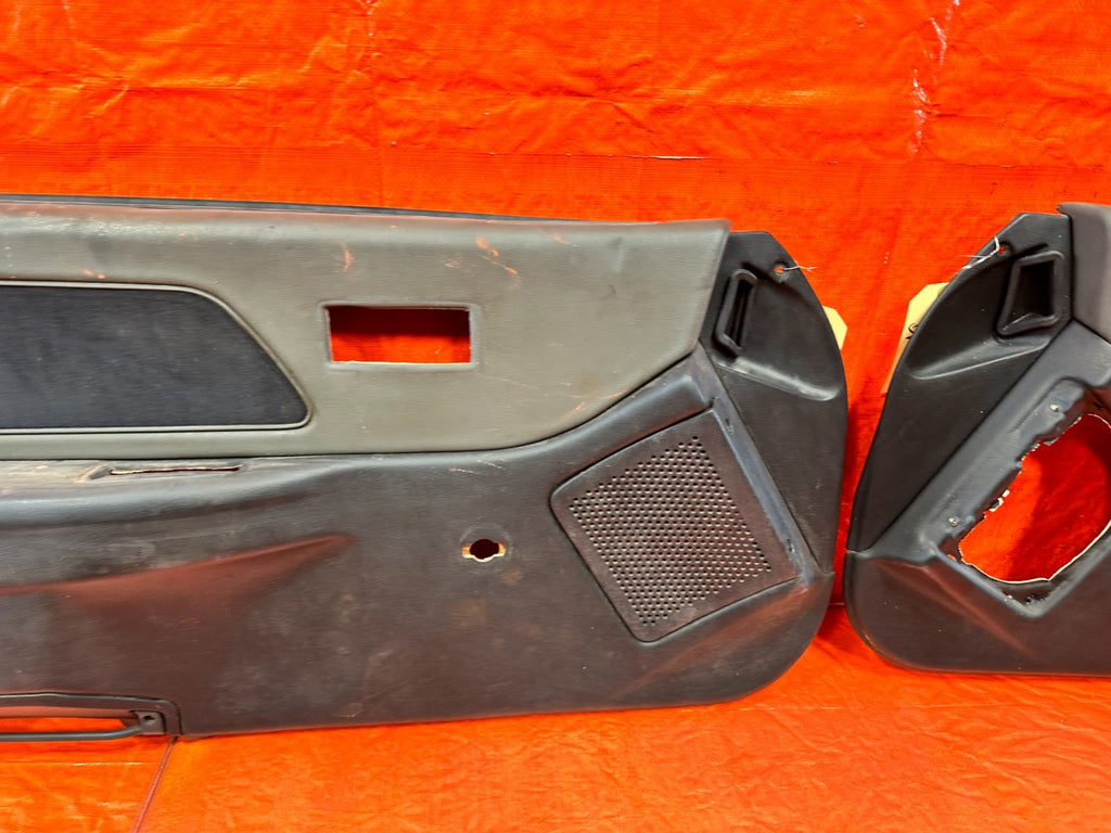 90 91 HONDA CIVIC HATCHBACK EF SI DOOR PANELS LEFT AND RIGHT DOOR PANEL OEM 32512