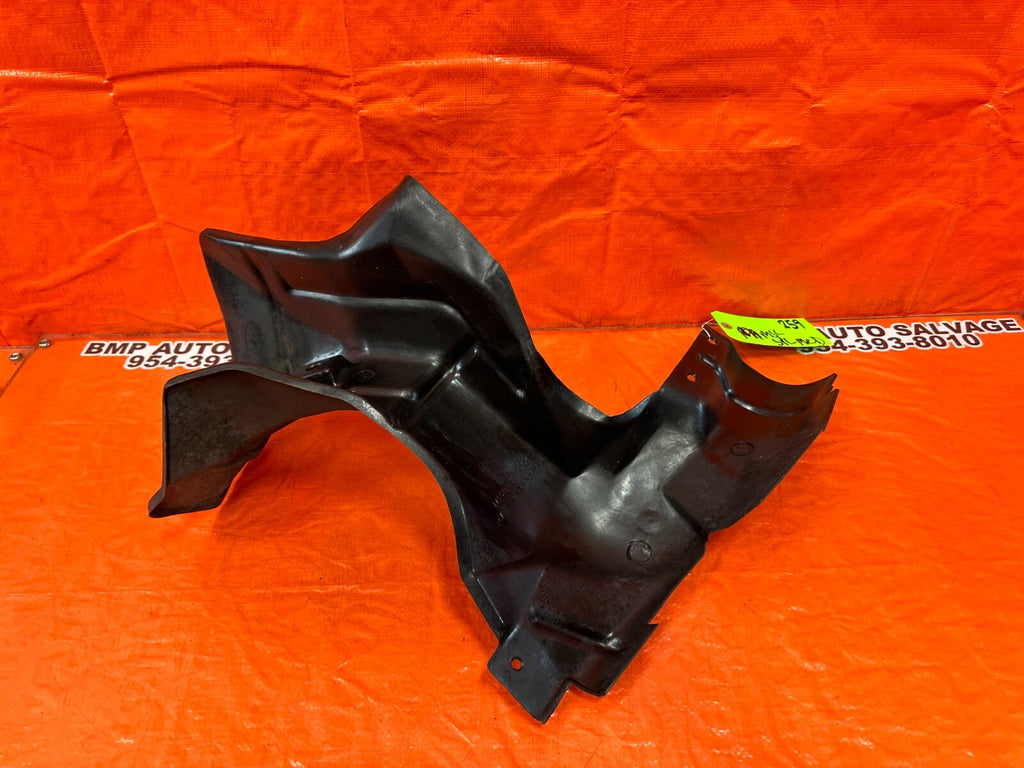97 98 HONDA PRELUDE   FUEL TANK FILLER NECK SPLASH SHIELD PLASTIC TRIM OEM 2598