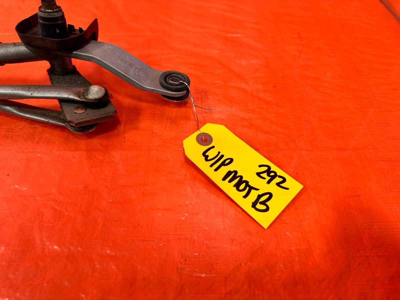 13 20 SUBARU BRZ   WINDSHIELD WIPER MOTOR W/ LINKAGE   OEM FACTORY #2921