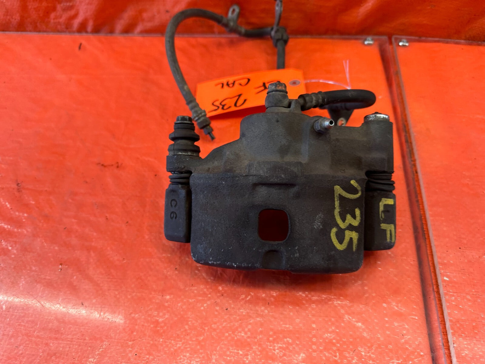 92 94 HONDA CIVIC DX LX   DRIVER LEFT FRONT   BRAKE CALIPER   OEM #2353