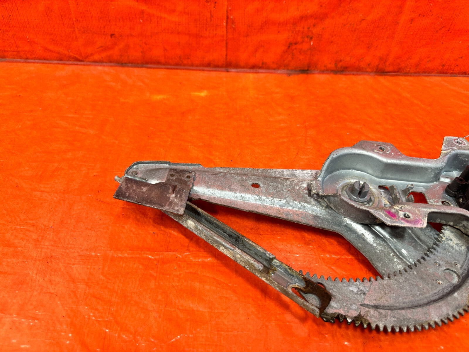 96 00 HONDA CIVIC 4D SEDAN DRIVER LEFT REAR WINDOW REGULATOR MOTOR OEM #2973