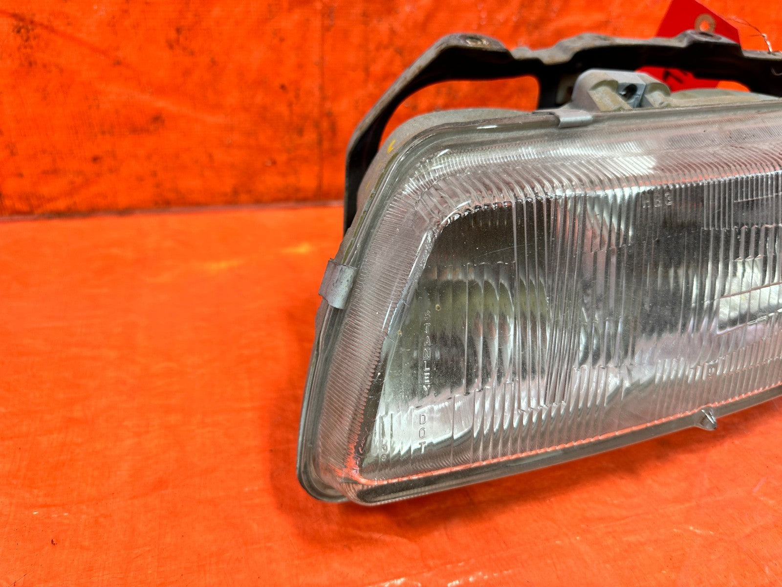 90 91 HONDA CIVIC HATCHBACK   DRIVER LEFT HEADLIGHT HEADLAMP   OEM 3254