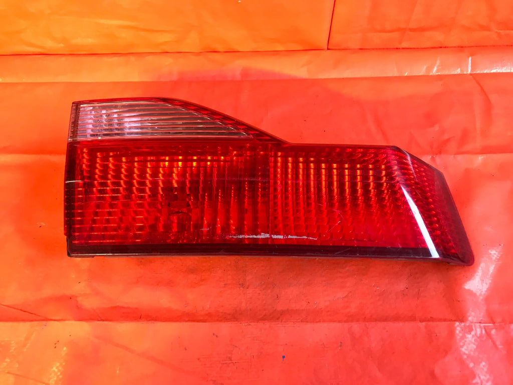 OEM 1998 1999 HONDA ACCORD SEDAN DRIVER LEFT INNER TAIL LIGHT LAMP 4 DOOR 98 990