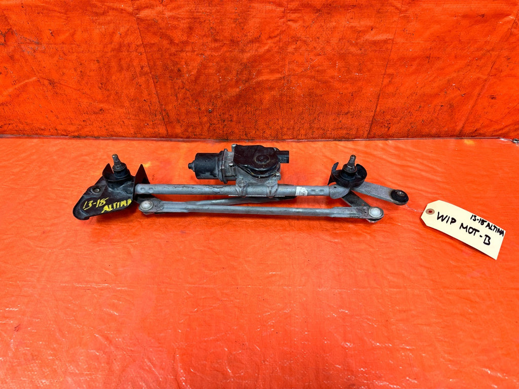 13 18 NISSAN ALTIMA WINDSHIELD WIPER MOTOR W/ LINKAGE   COMPLETE   OEM #3LI0