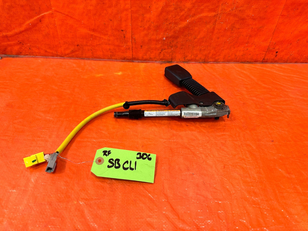 02 05 HONDA CIVIC SI EP3 HATCH RIGHT FRONT SEAT BELT BUCKLE CLIP OEM #3060