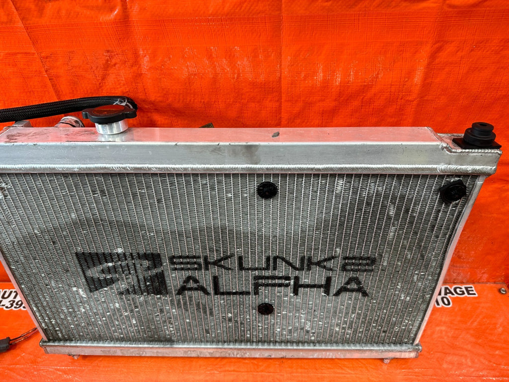 94 01 ACURA INTEGRA   SKUNK2 ALPHA RADIATOR W/ 2 SPAL SLIM FANS   #2536