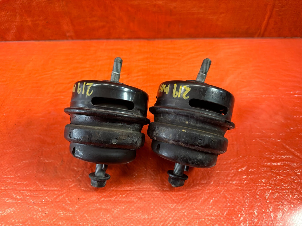 10 16 HYUNDAI GENESIS COUPE 3.8L AT   LEFT AND RIGHT ENGINE MOUNTS MOTOR MOUNTS3