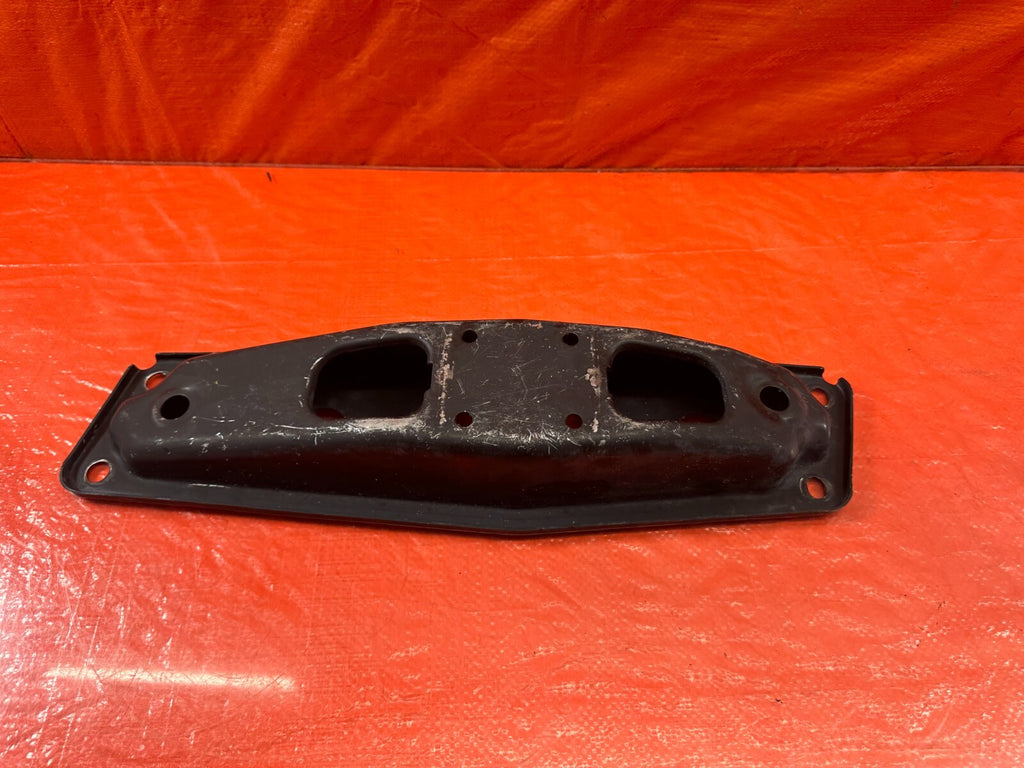 08 15 INFINITI G37 & Q60 COUPE   RWD ONLY   MANUAL TRANSMISSION BRACKET OEM #2070