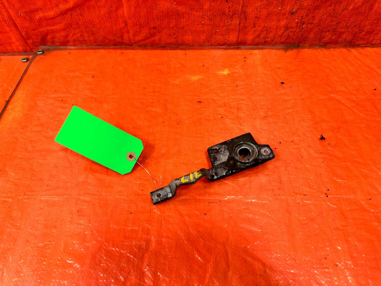 90 91 HONDA CIVIC HATCHBACK   HOOD LATCH LOCKING MECHANISM LOCK   OEM 3170