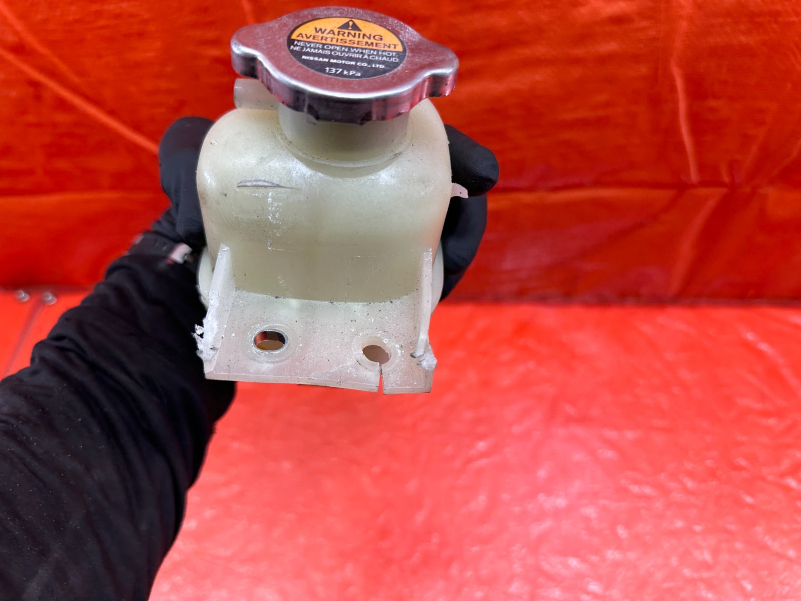 2018 18 INFINITI Q60 RED SPORT   COOLANT OVERFLOE EXPANSION TANK   REVIEW PICS8