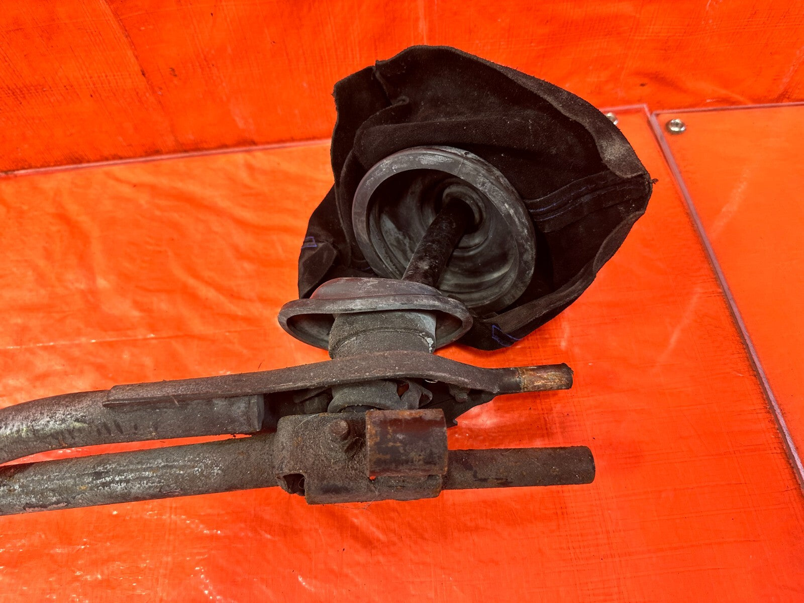 88 91 HONDA CRX   B SERIES   B16 B17 B18 B20   DOHC   SHIFT LINKAGE AND SHIFTER8
