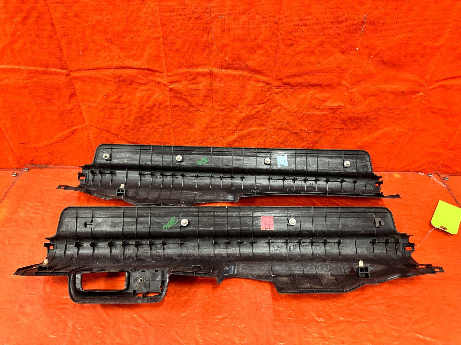 02 05 HONDA CIVIC SI EP3   FLOOR PILLAR SCUFF PLATE SET LEFT & RIGHT   OEM #3067