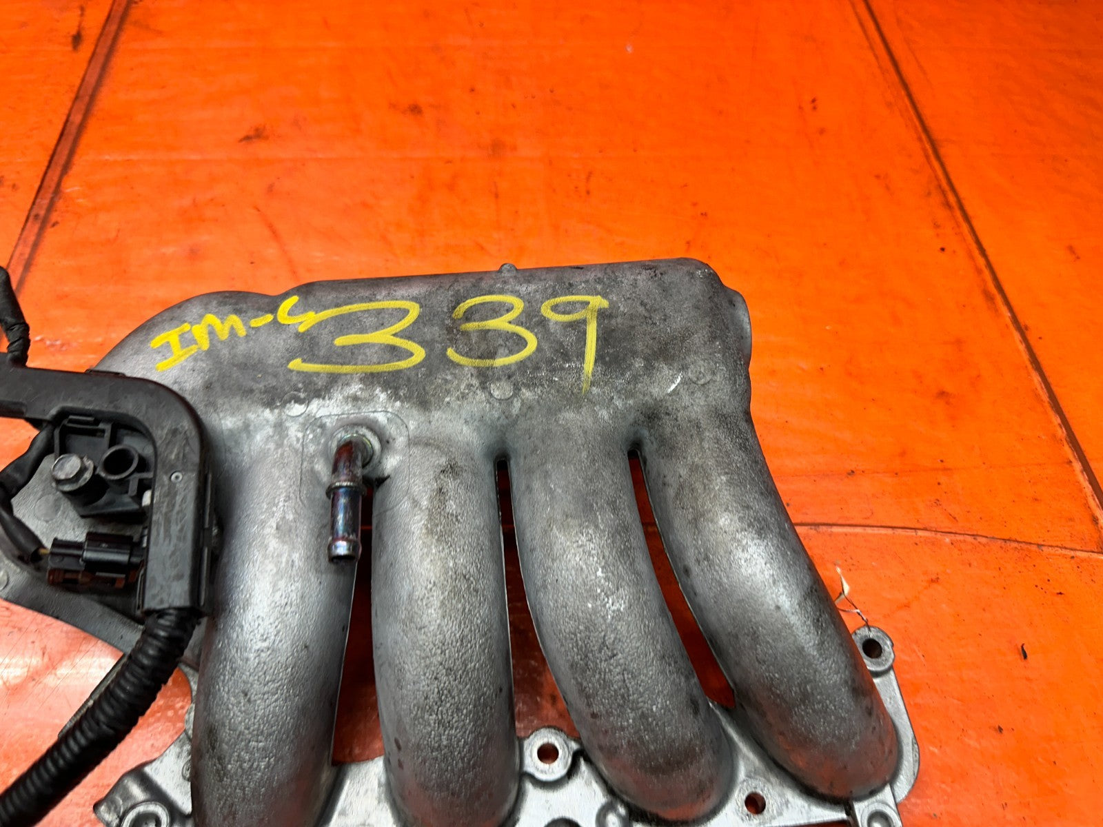 04-05 ACURA TSX 2.4L K24A2 ALUMINUM INTAKE MANIFOLD OUTER PLENUM OEM #33916