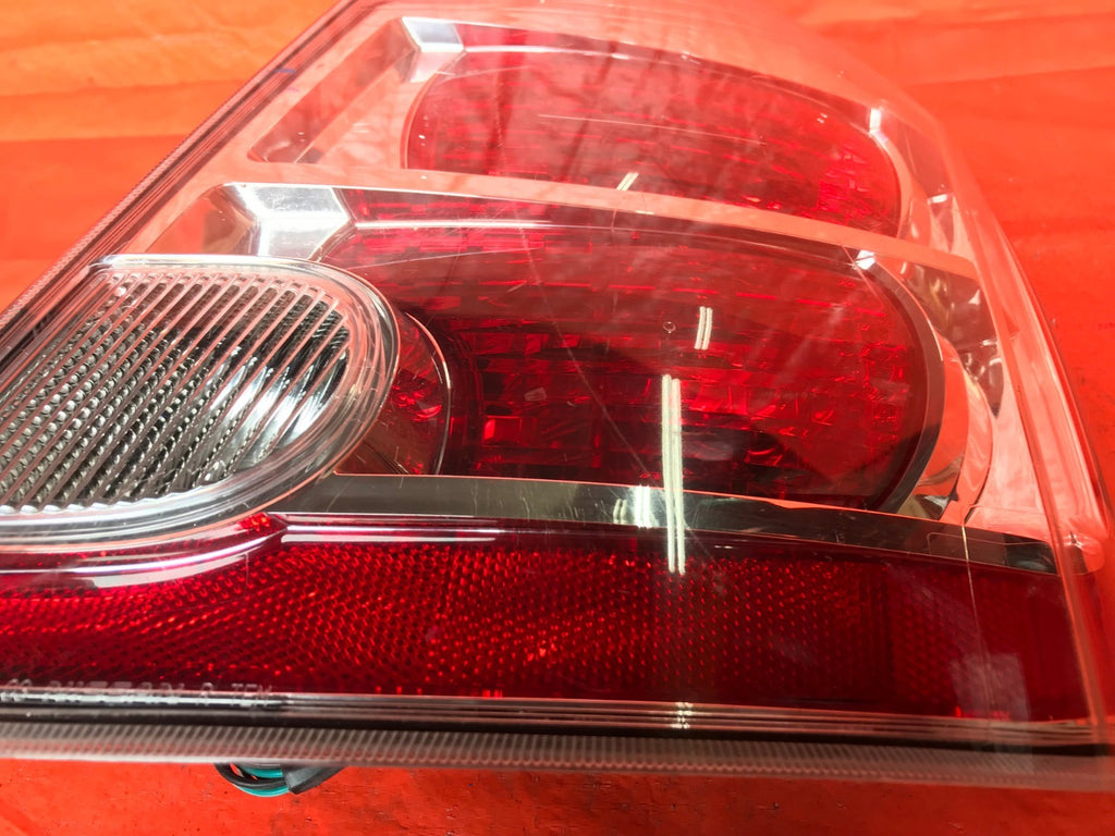 OEM 2010 2011 2012 NISSAN SENTRA PASSENGER RIGHT OUTER TAIL LIGHT LAMP 10 11 122