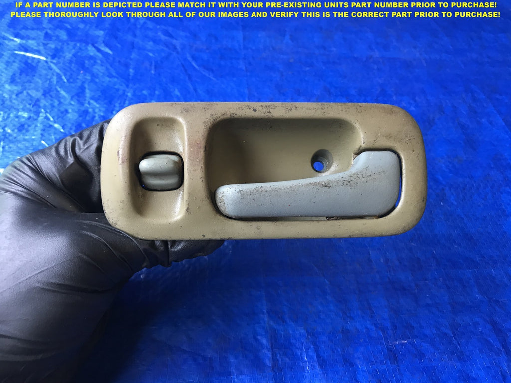 OEM 1993 1994 1995 HONDA CIVIC PASSENGER RIGHT FRONT INTERIOR DOOR HANDLE   0