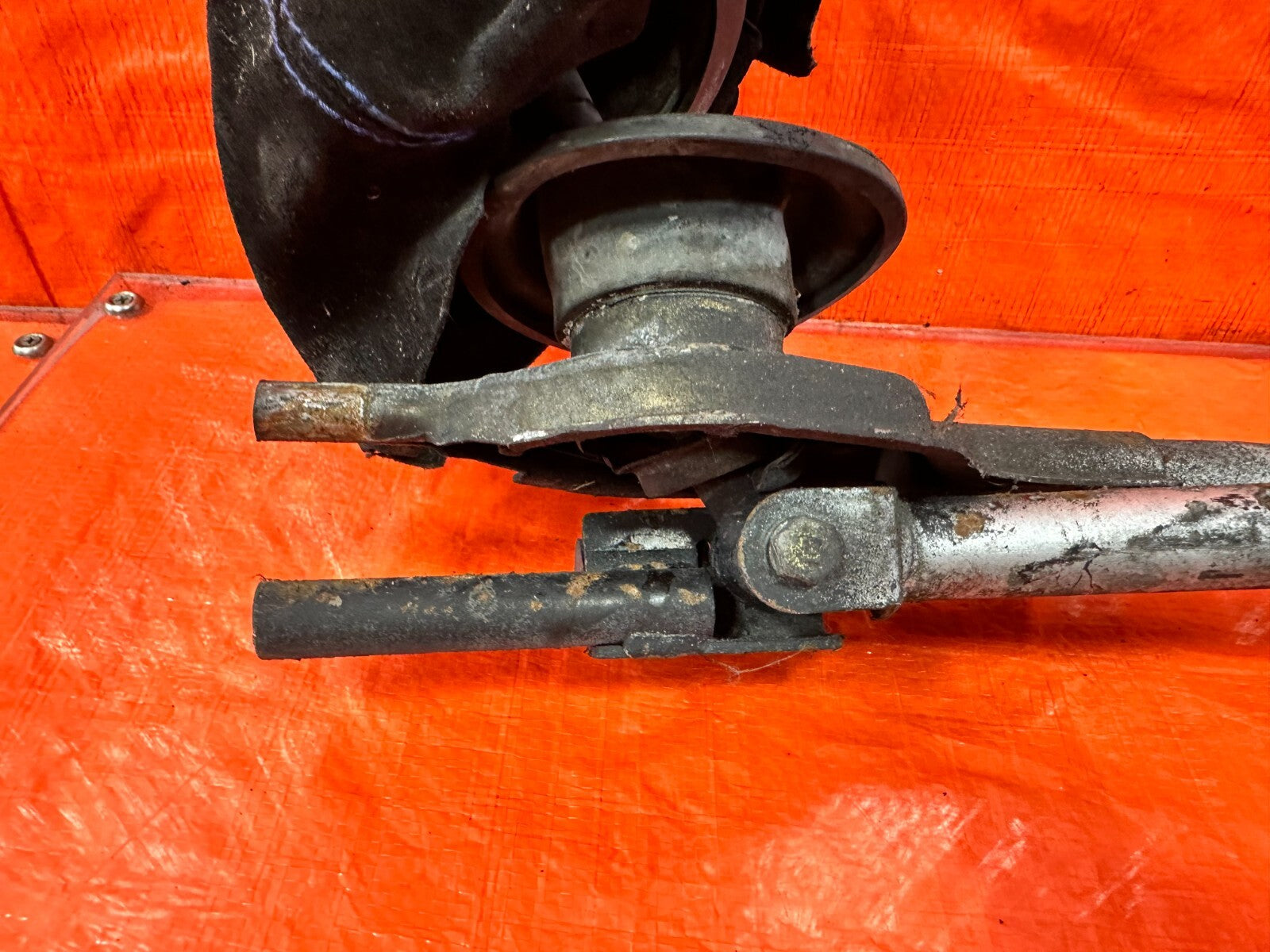 88 91 HONDA CRX   B SERIES   B16 B17 B18 B20   DOHC   SHIFT LINKAGE AND SHIFTER13