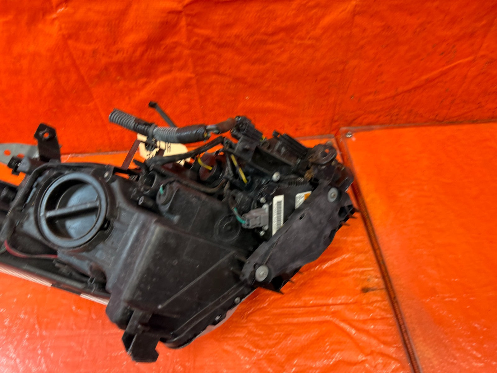 08 13 INFINITI G37 COUPE 2D   DRIVER LEFT HEADLIGHT HEAD LIGHT LAMP    OEM #32815