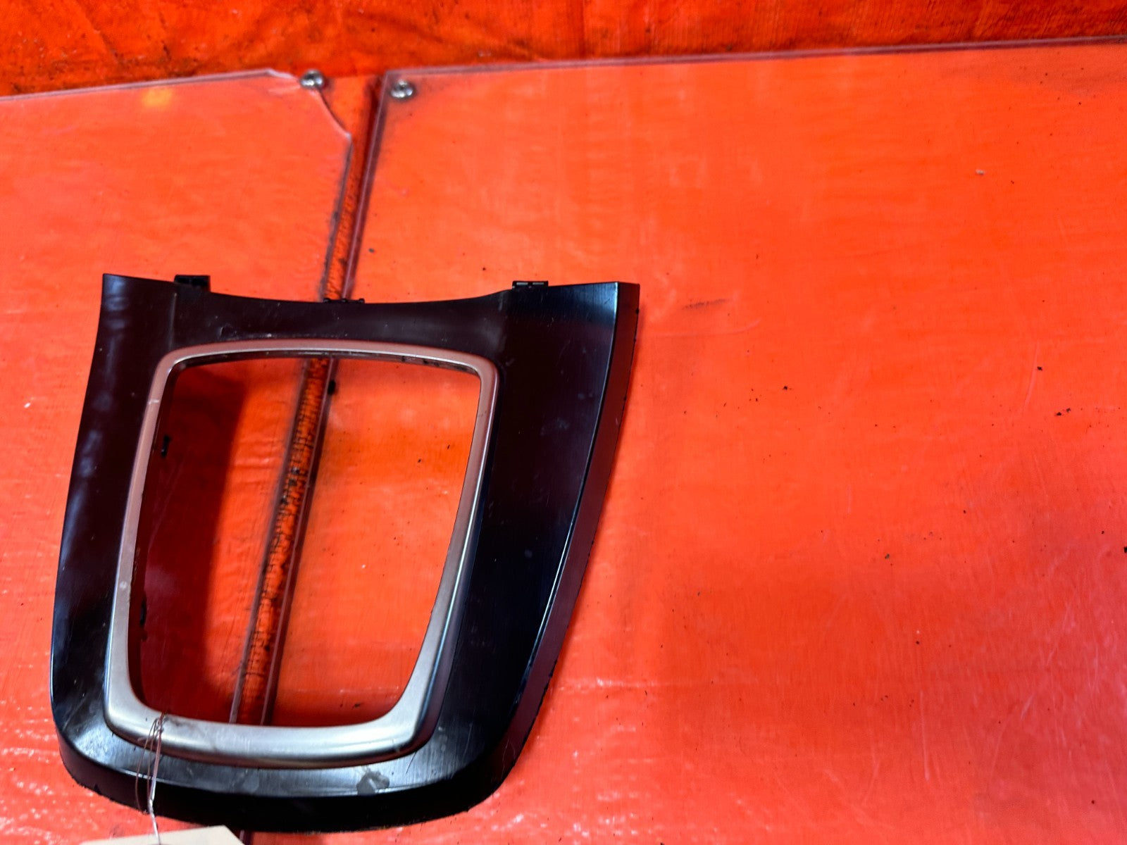 13 16 HYUNDAI GENESIS COUPE   AUTOMATIC SHIFTER CONSOLE BEZEL TRIM   OEM #3263