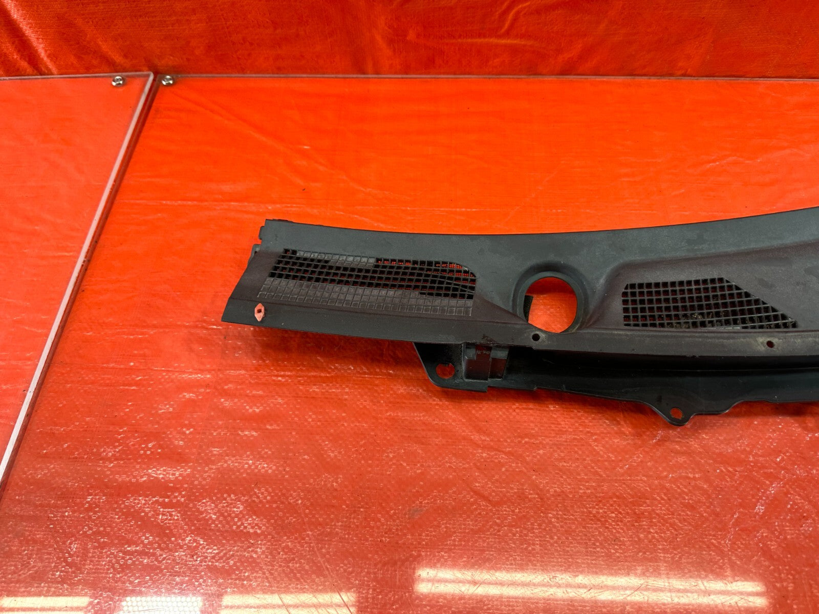 08 15 INFINITI G37 & Q60   2D COUPE   WIPER COWL TRIM   LEFT SIDE   OEM #1907