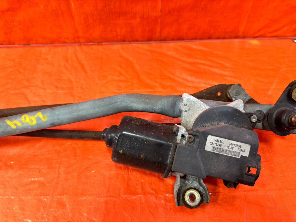 96 00 HONDA CIVIC   WINDSHIELD WIPER MOTOR AND WIPER LINKAGE COMBO   OEM #2842