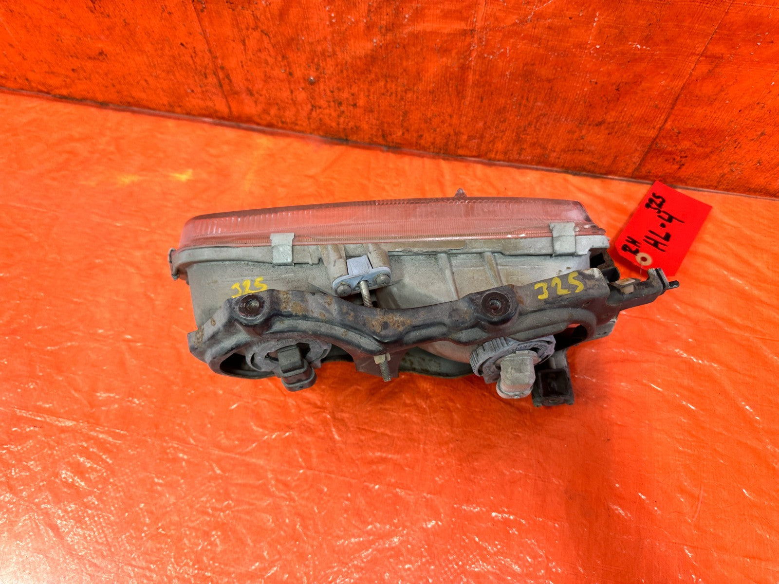 90 91 HONDA CIVIC HATCHBACK   PASSENGER RIGHT HEADLIGHT HEADLAMP   OEM 32510