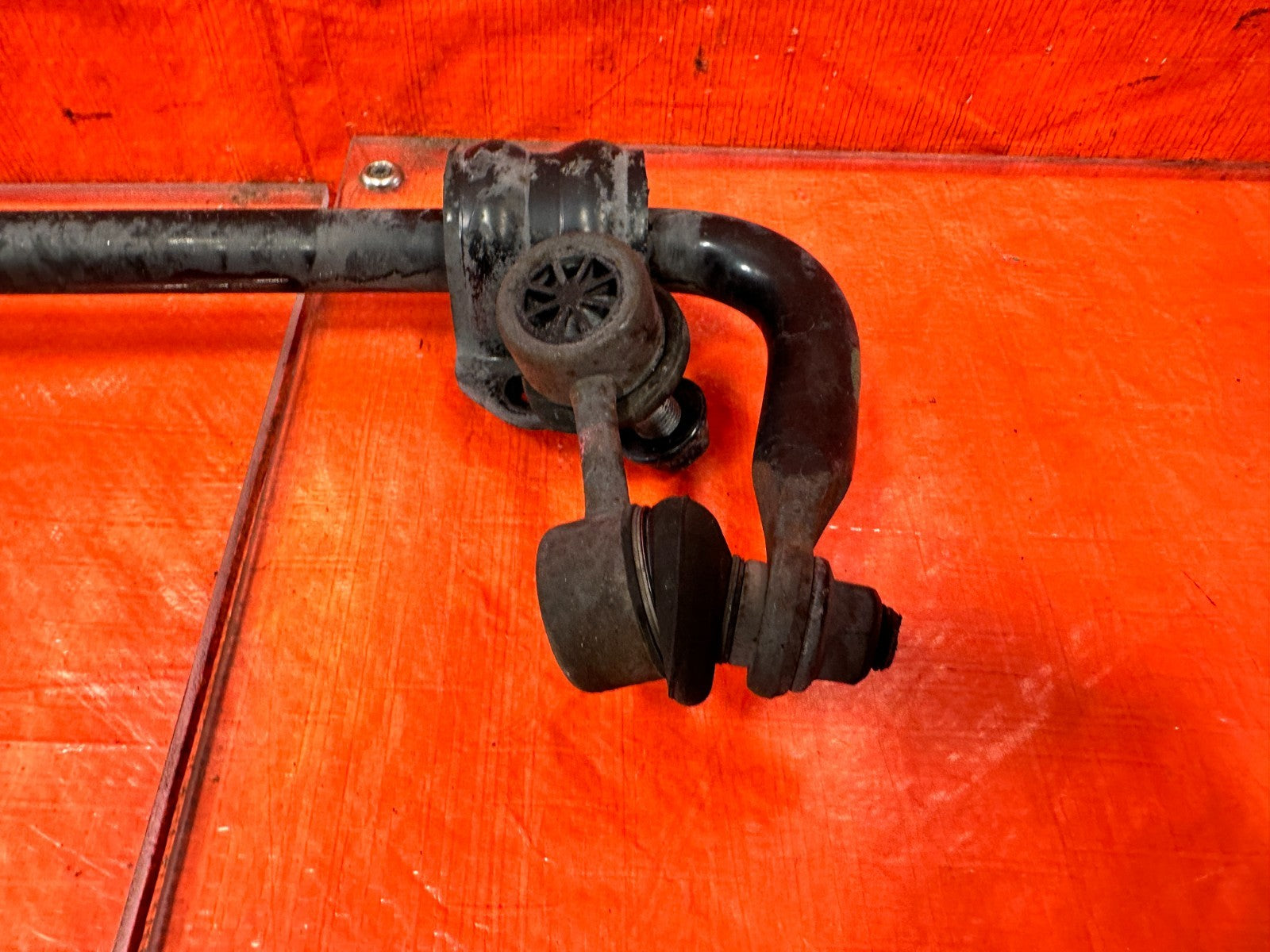 10 16 HYUNDAI GENESIS COUPE 3.8L REAR SWAY BAR MOUNTING BRACKET BUSHINGS #3021
