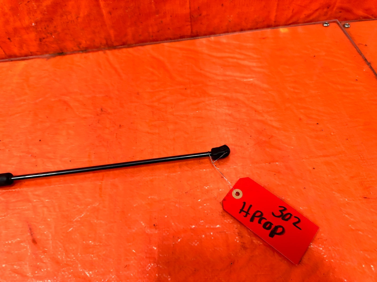13 16 HYUNDAI GENESIS COUPE 3.8L   HOOD PROP LEVER SHOCK STRUT   OEM #3022