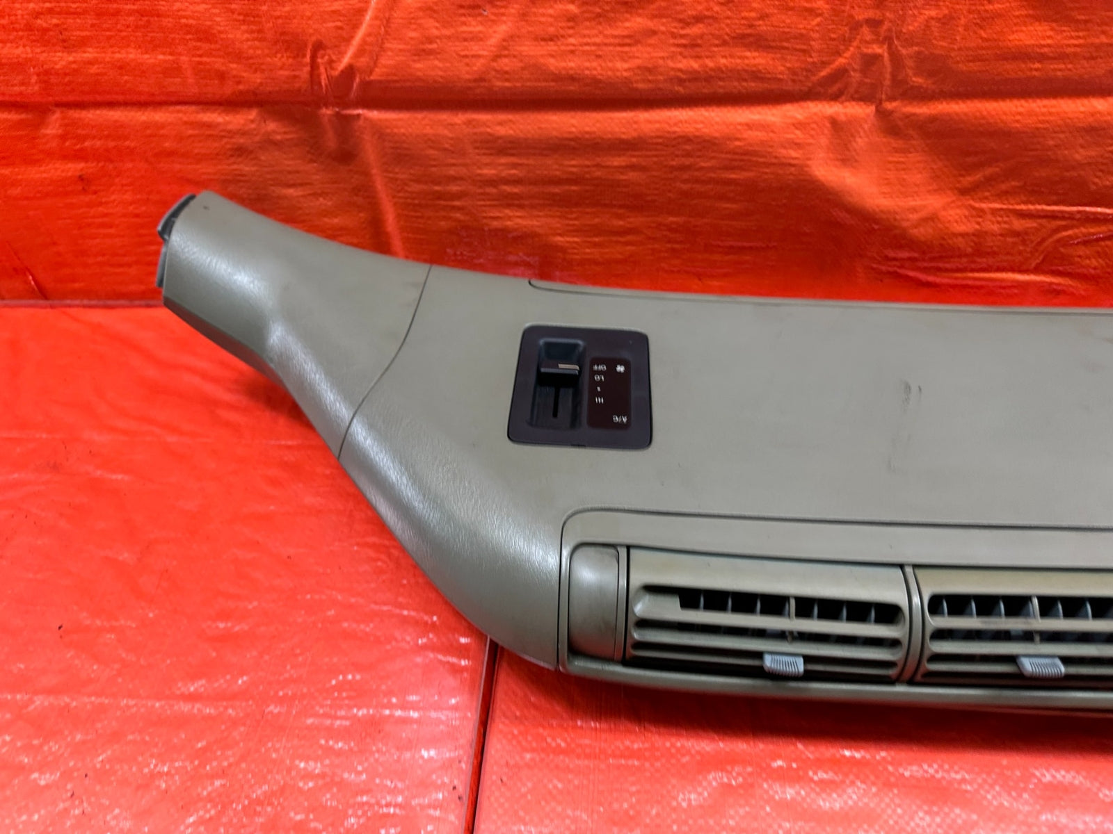 95 97 HONDA ODYSSEY   OVERHEAD UPPER ROOF AC VENT BOX W/ SWITCHES   OEM #19317