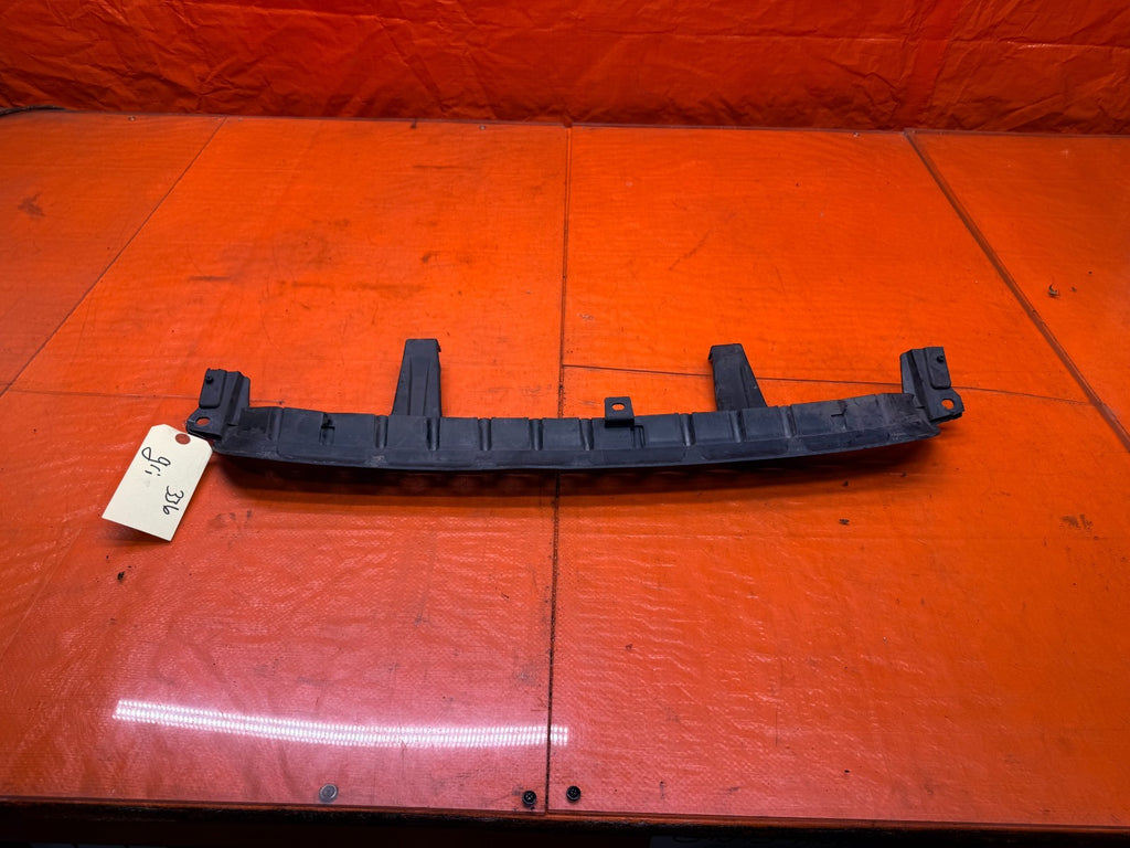 97 01 HONDA PRELUDE 2.2L FRONT BUMPER UPPER GRILLE GRILL ASSEMBLY OEM #33610