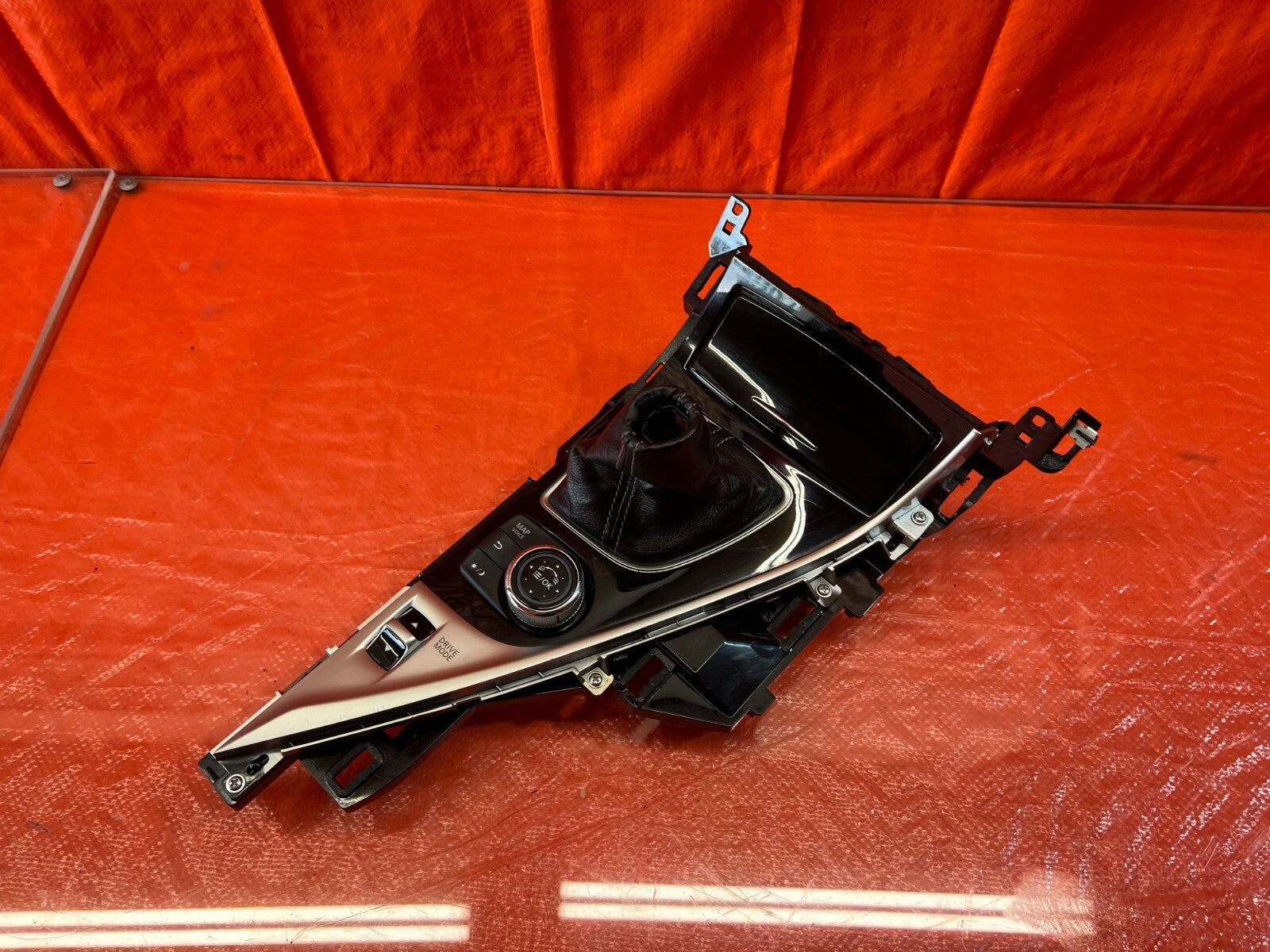 14 22 INFINITI Q50   CENTER / SHIFTER CONSOLE W/ CONTROLS   W/O NAVI   OEM #1315
