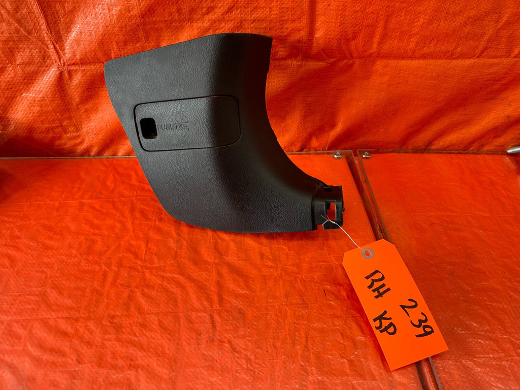 08 12 HONDA ACCORD SEDAN   KICK PANEL   PASSENGER RIGHT SIDE   BLACK   OEM #2390