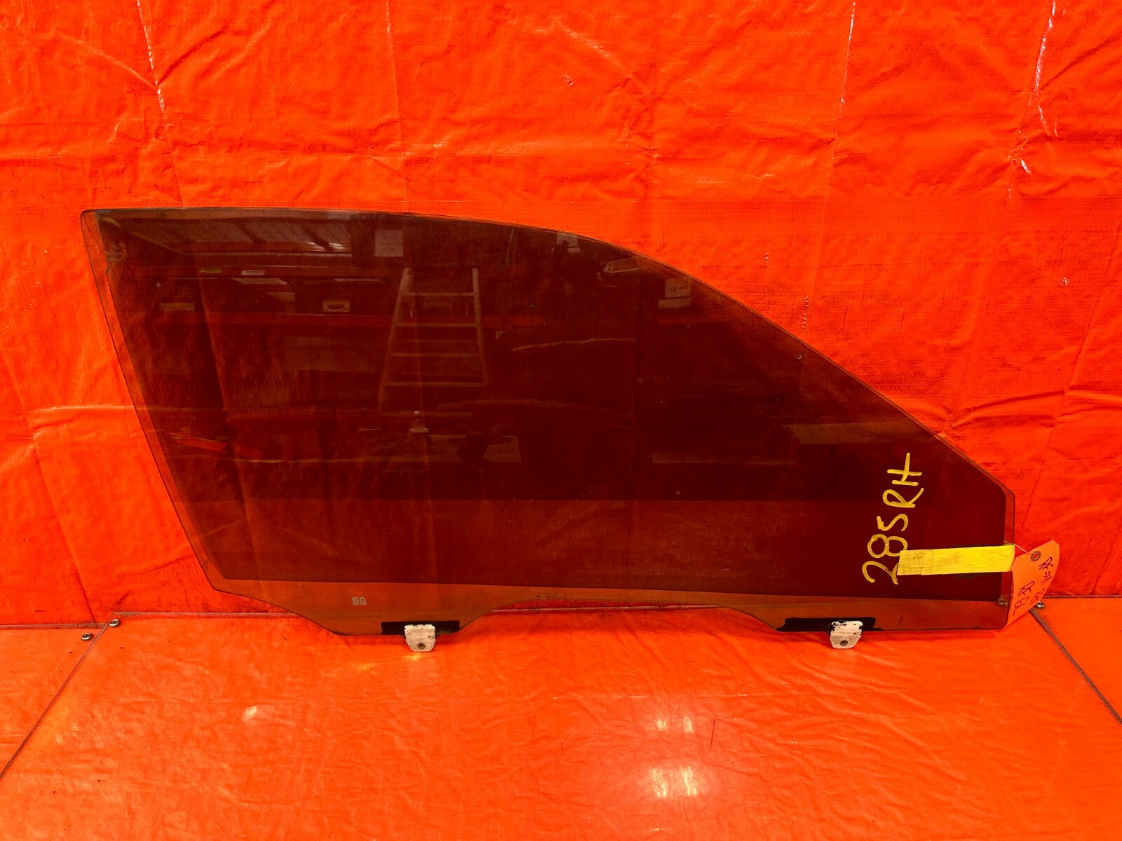 96 00 HONDA CIVIC EX COUPE   PASSENGER RIGHT FRONT DOOR WINDOW GLASS   OEM #2850