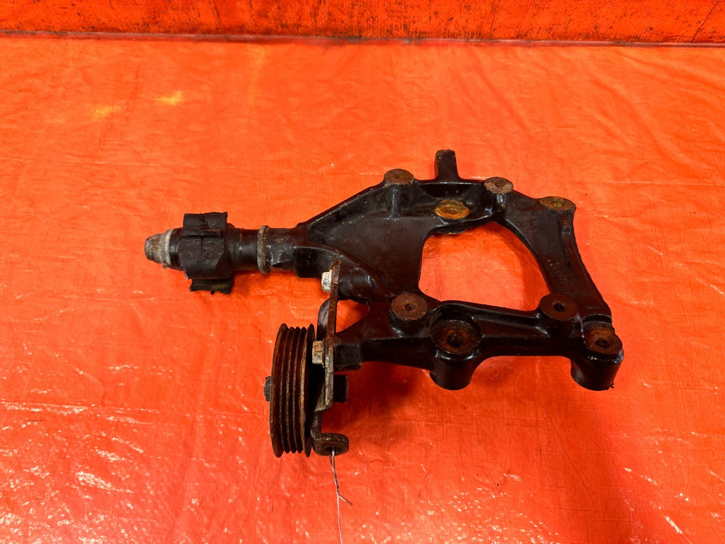 92 95 HONDA CIVIC   D SERIES   D15 D16 SOHC AC COMPRESSOR BRACKET   OEM 3272