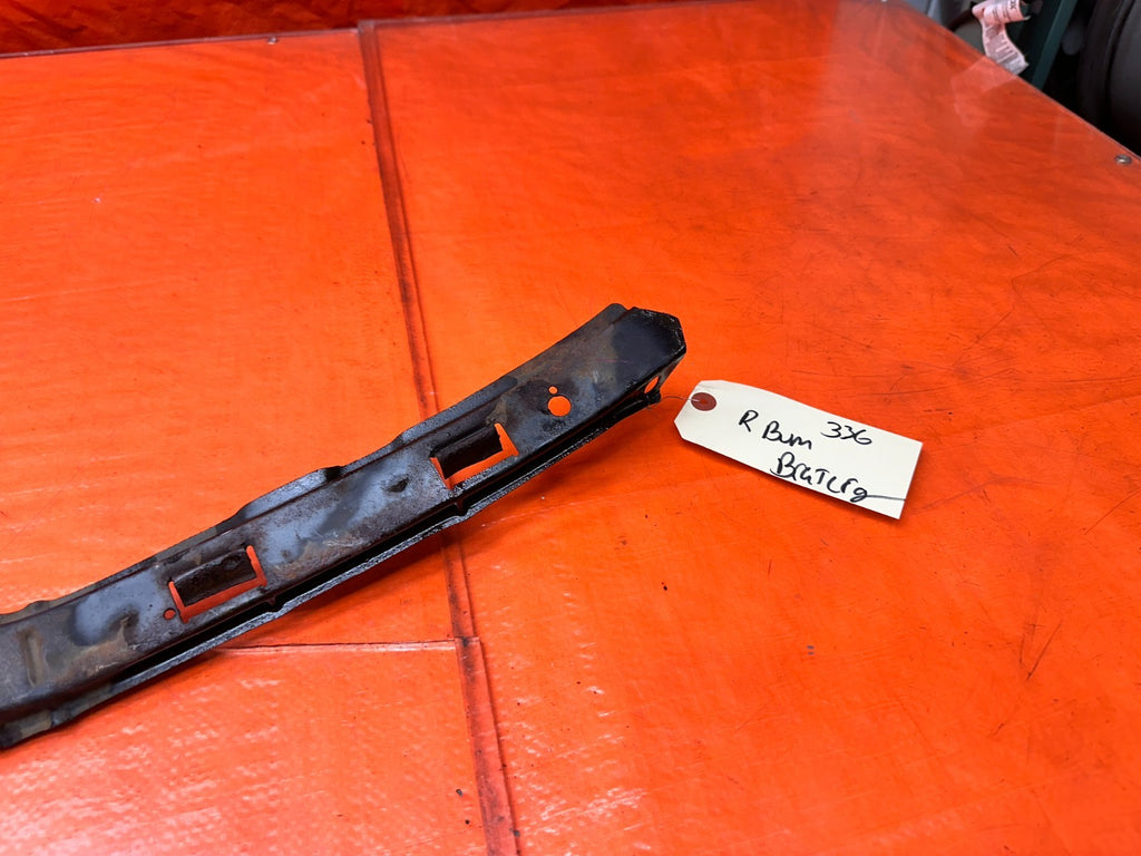 97 01 HONDA PRELUDE 2.2L REAR BUMPER MOUNTING BRACKET SUPPORT LEFT RIGHT #3365