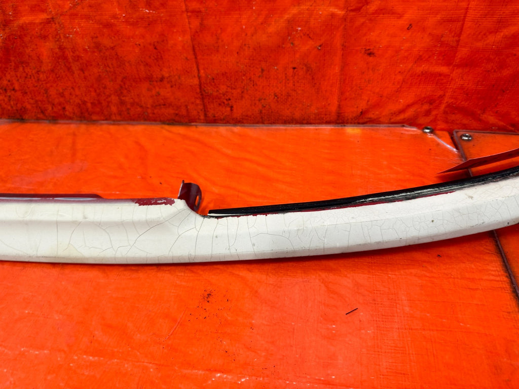 90 91 HONDA CIVIC HATCHBACK   FRONT BUMPER GRILLE INSERT  ASSEMBLY   OEM 3254