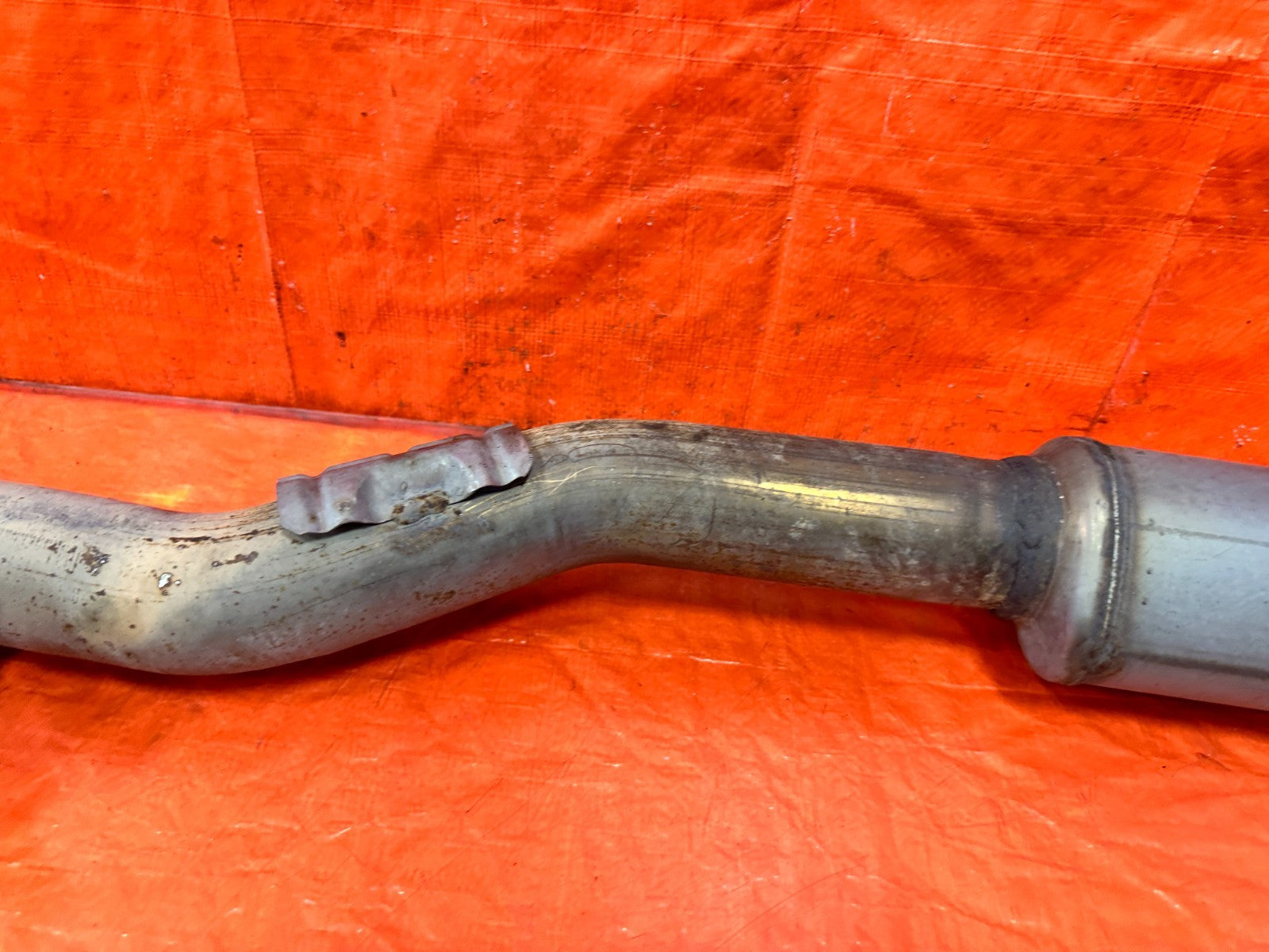 13 16 HYUNDAI GENESIS COUPE 3.8L   CENTER EXHUAST MID PIPE W/ RESONATORS OEM 2995
