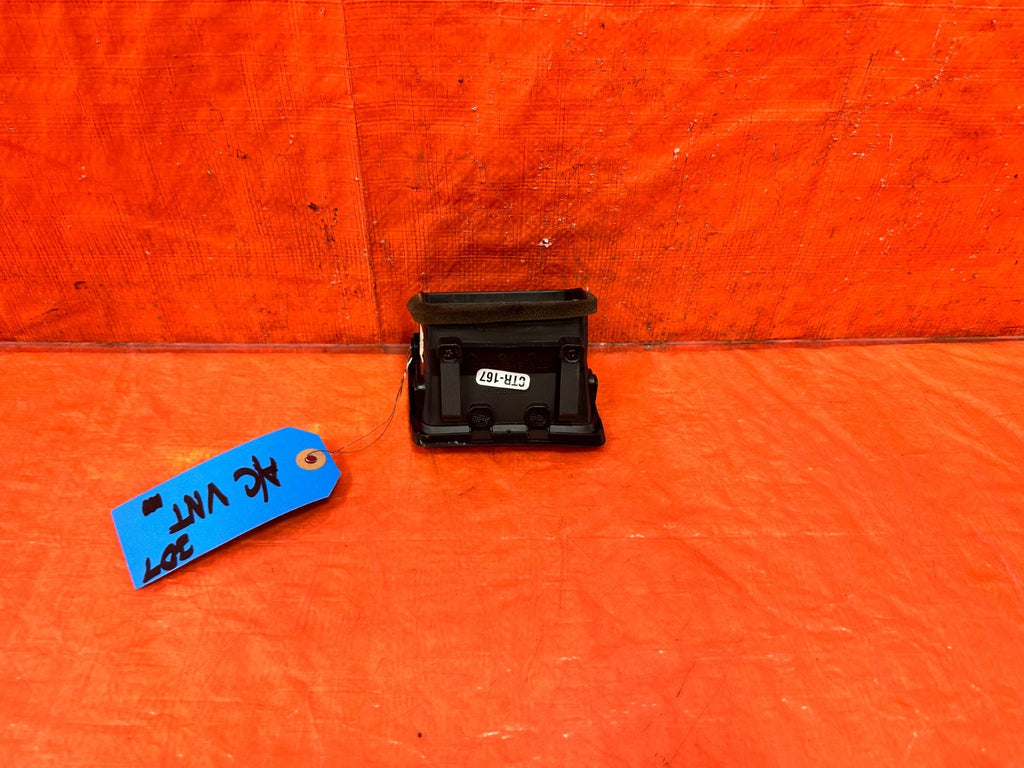 06 11 HONDA CIVIC   PASSENGER RIGHT AC VENT   THIS IS THE OUTER ONE   OEM #3071
