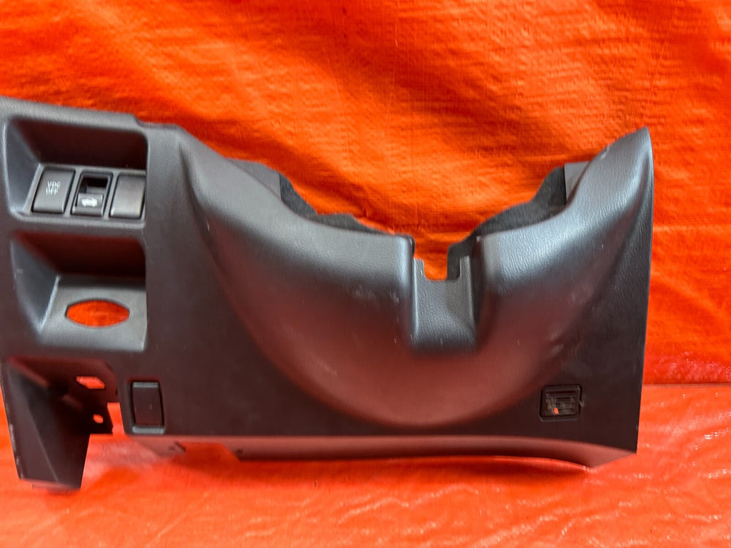 08 15 INFINITI G37 Q60 COUPE   KNEE TRIM UNDER STEERING COLUMN LOWER COVER   2077