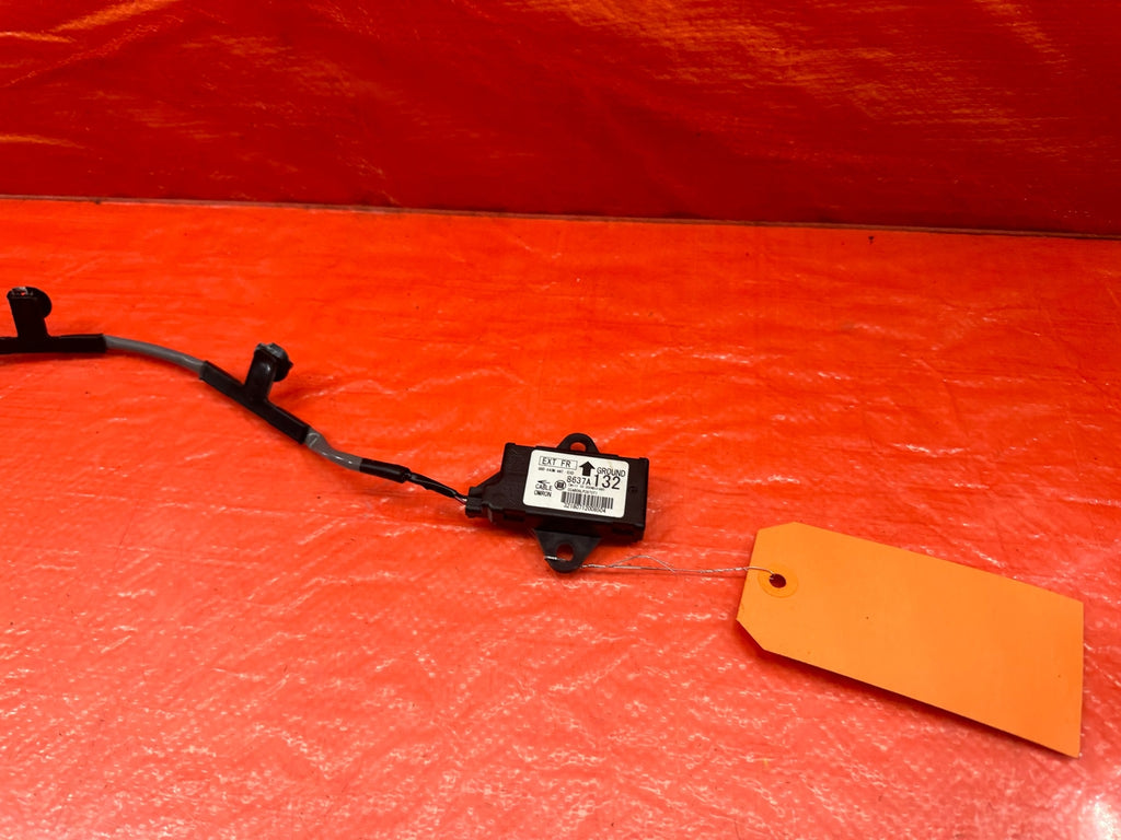 08 15 LANCER EVOLUTION X EVO 10   KEYLESS ENTRY ANTENNA 8637 A132   OEM #2065