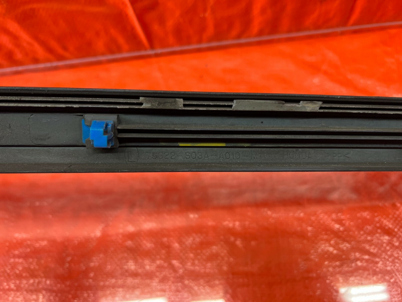 96 00 HONDA CIVIC COUPE & HATCH   DOOR MOLDING IMPACT STRIP LH LEFT SIDE  OEM 9710