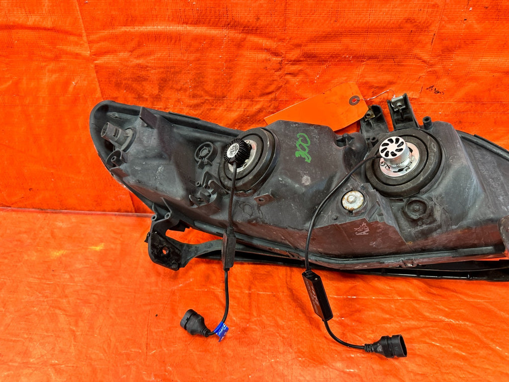 06 08 HONDA CIVIC SEDAN   LEFT HEADLIGHT HEADLAMP W/ BRACKET COMPLETE OEM #3008