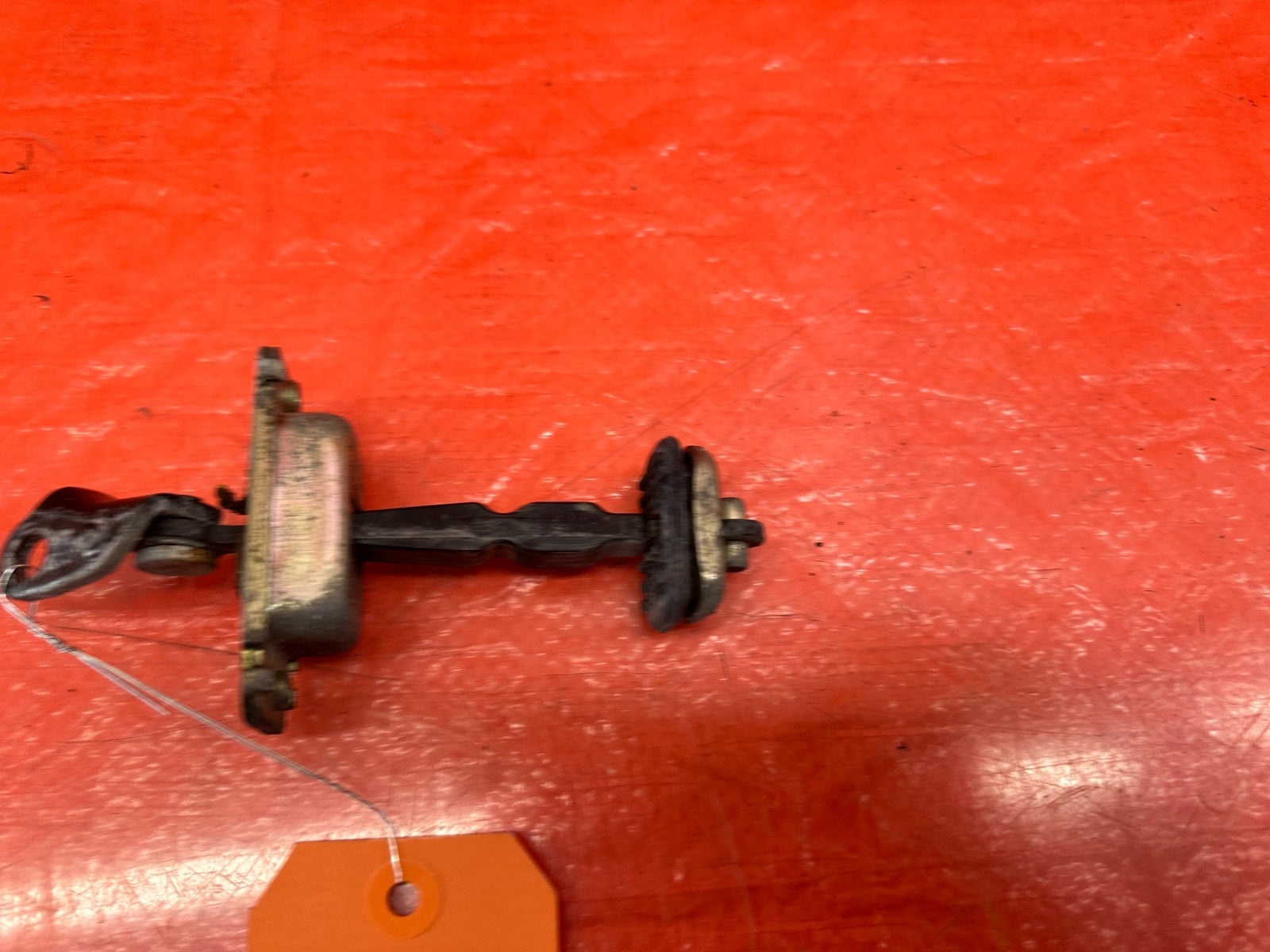 97 01 HONDA PRELUDE   PASSENGER RIGHT   DOOR CHECKER HINGE ARM STOPPER OEM #21013
