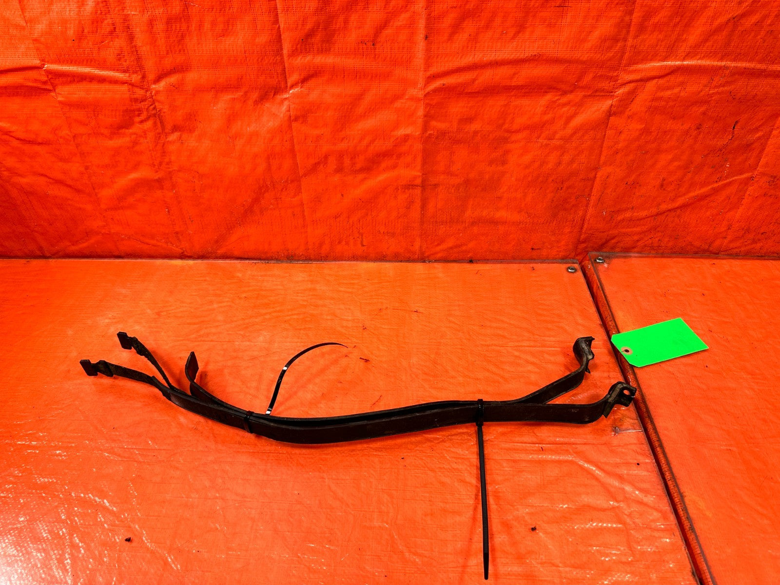 90 91 HONDA CIVIC HATCHBACK GAS GASOLINE FUEL TANK MOUNTING STRAPS BAND SET 3170