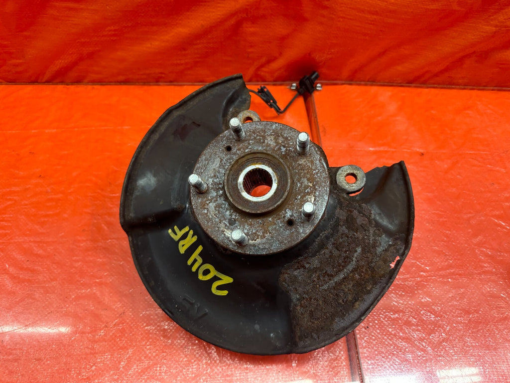06 11 HONDA CIVIC SI 2D & 4D PASSENGER RIGHT FRONT SPINDLE KNUCKLE HUB OEM #2045