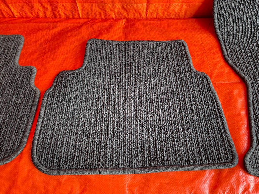 18 21 SUBARU CROSSTREK FLOOR MAT SET MATS FRONT REAR LEFT RIGHT OEM FACTORY #725