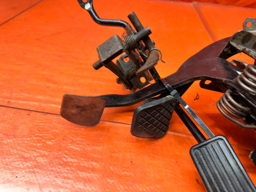 97 01 HONDA PRELUDE 2.2L MT MANUAL CLUTCH BRAKE PEDALS MASTER SLAVE CYLINDER #3311