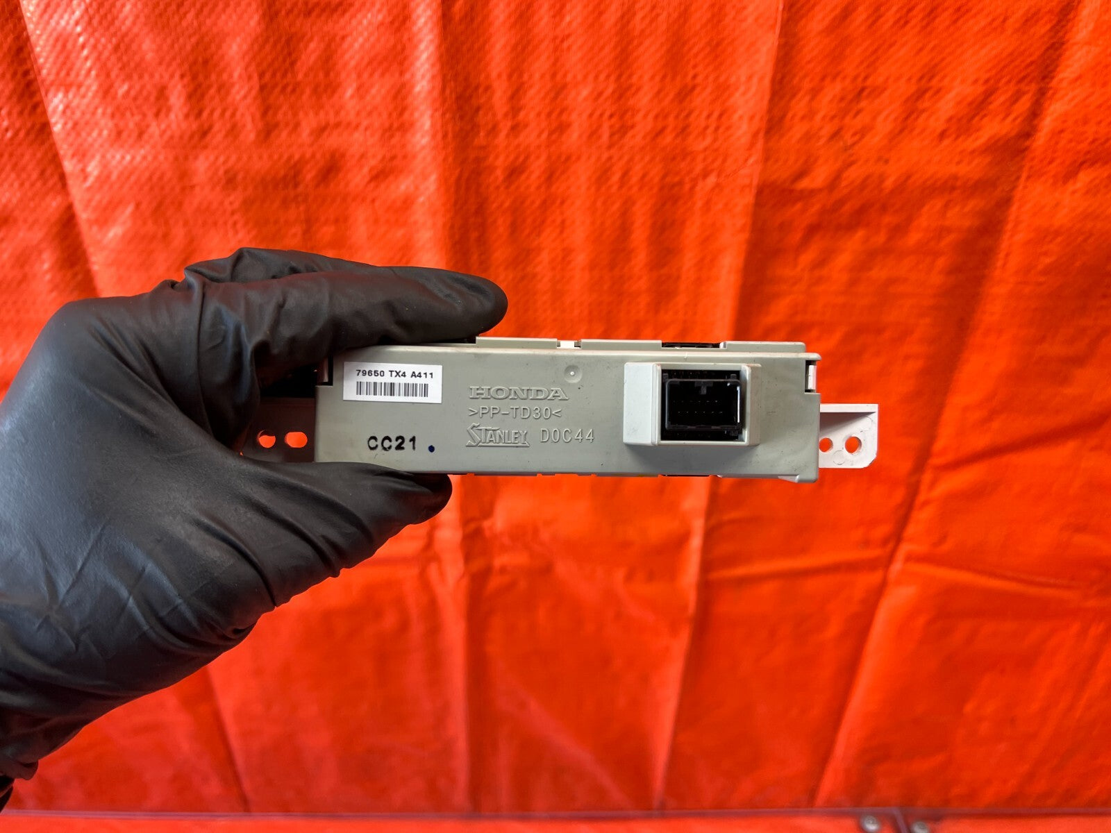 13 18 ACURA RDX BASE   AIR CONDITIONING TEMPERATURE DISPLAY SCREEN   OEM #1537