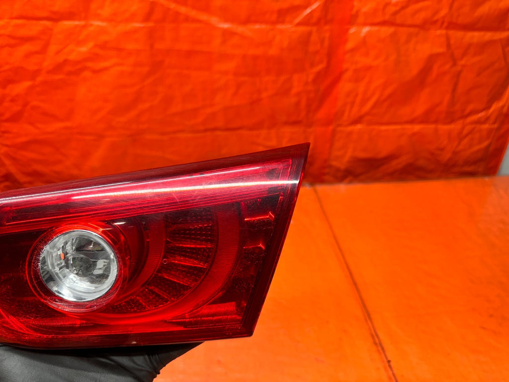 14-17 INFINITI Q50 4D 3.7L 3.0T RIGHT INNER TRUNK MOUNTED TAIL LIGHT OEM #Q504