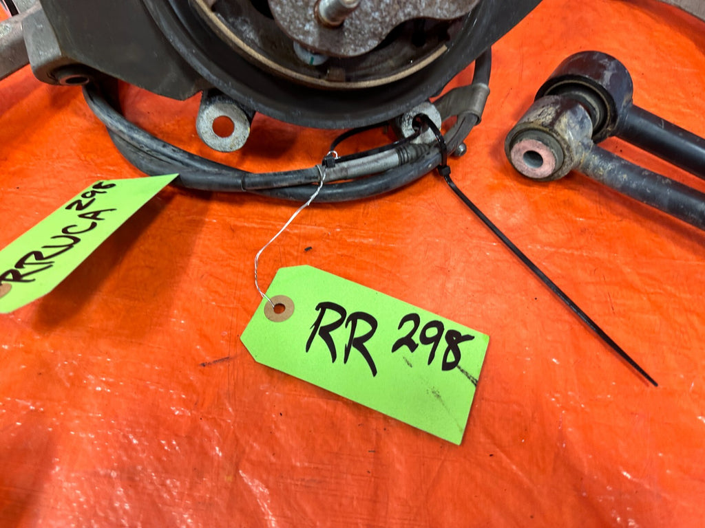 03 07 INFINITI G35 COUPE RIGHT REAR SPINDLE KNUCKLE HUB W/ ALL CONTROL ARMS 29810