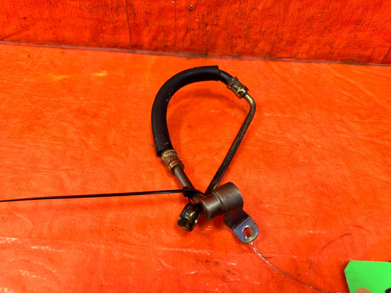 90 91 HONDA CIVIC HATCHBACK   FUEL FILTER LINE   OEM 317 21